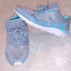 🌺 3/$15 🌺 Fila Sneakers